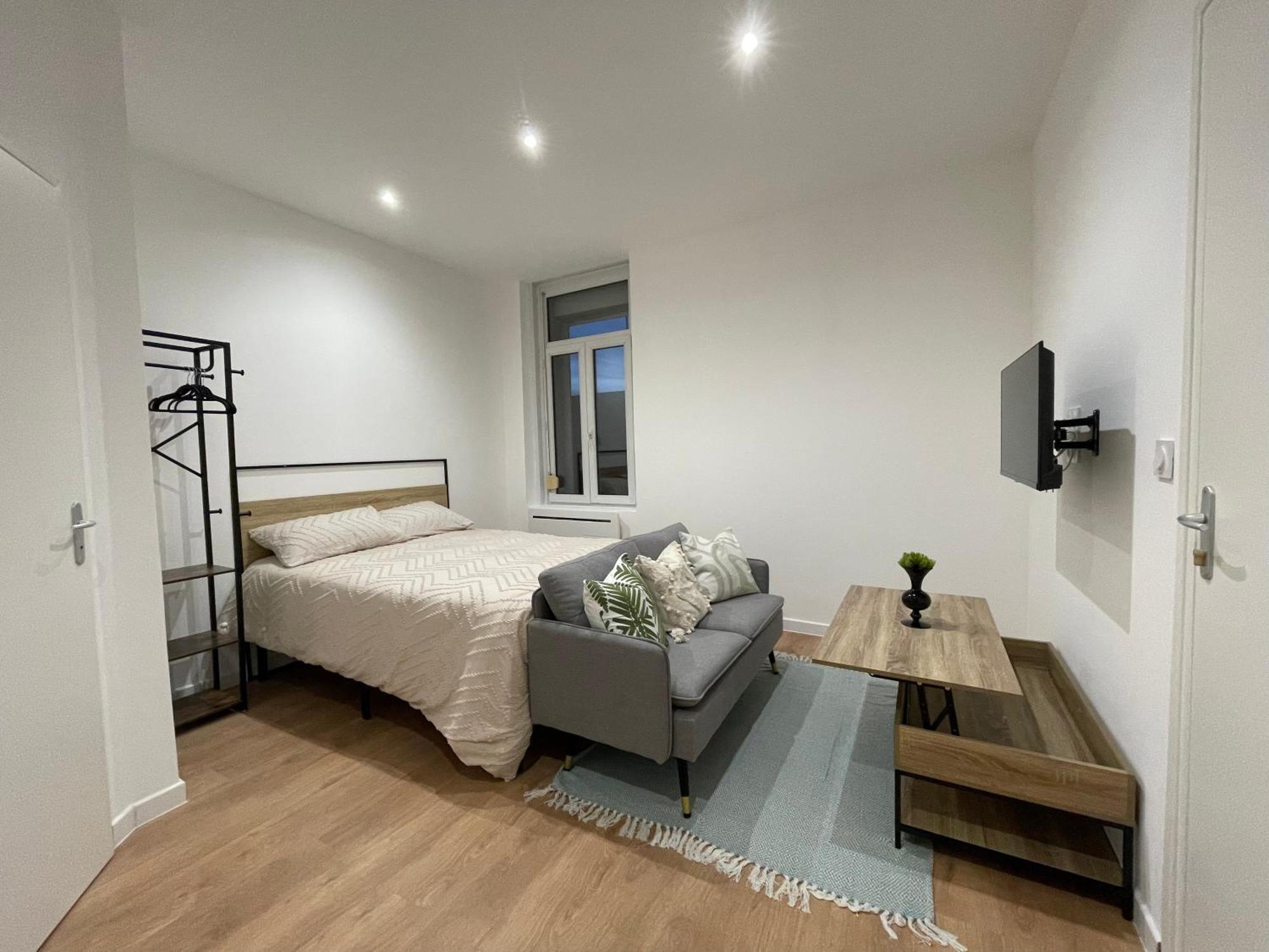 Edenly Stay Saint-Quentin  Exterior photo