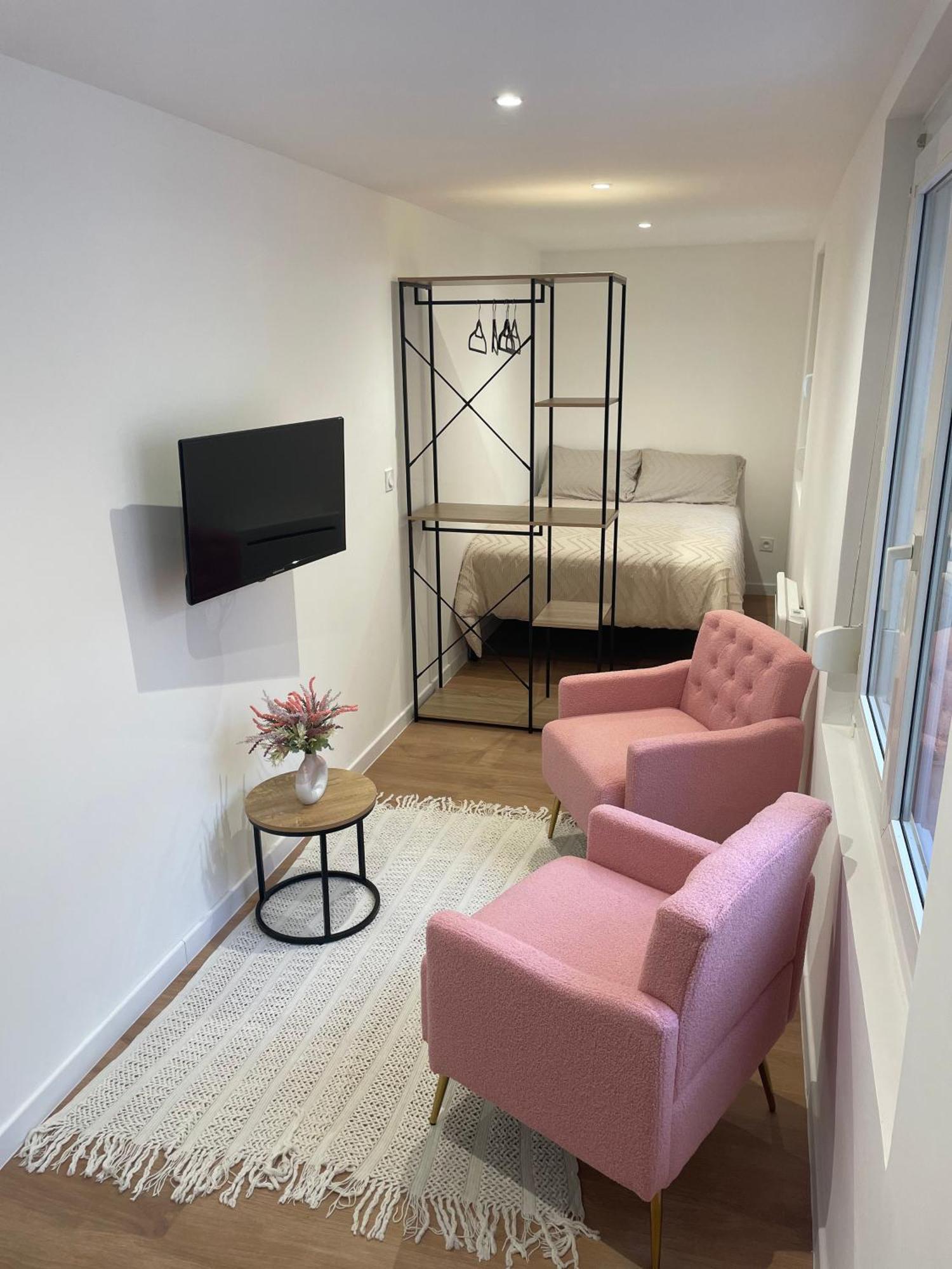 Edenly Stay Saint-Quentin  Exterior photo